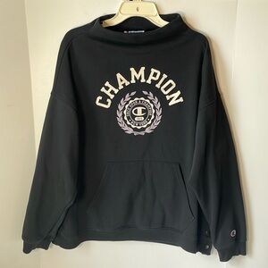 Champion Women's Size XL Sweatshirt  Funnel Neck Spell out